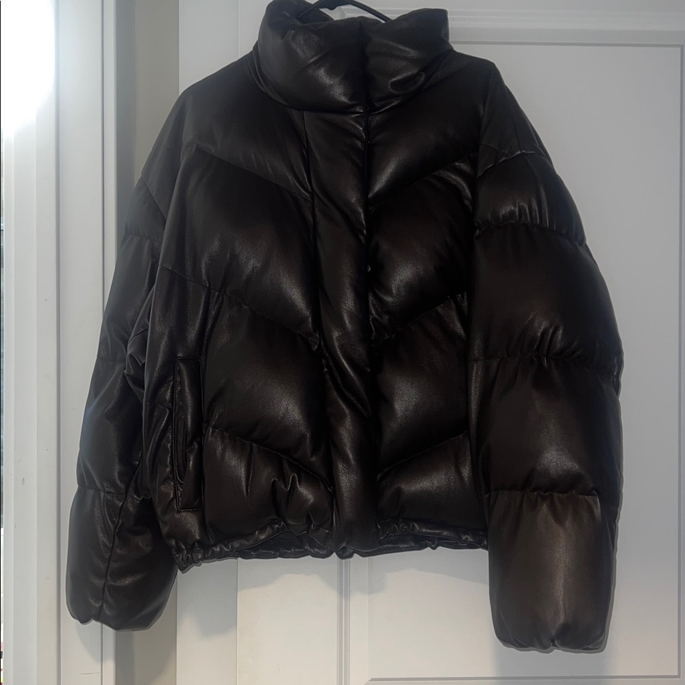Aritzia/Wilfred The Cloud Chocolate Puffer Jacket